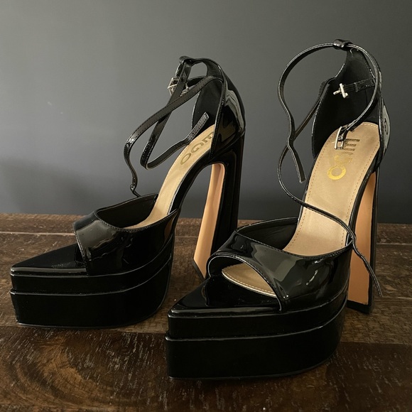 Ego Marshall Double Strap Pointed Toe Platform Block Heel - Picture 3 of 5